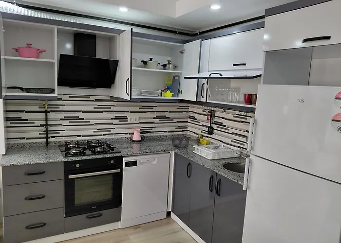 Central, Gated Residential Complex, 100mbps Wifi 安塔利亚