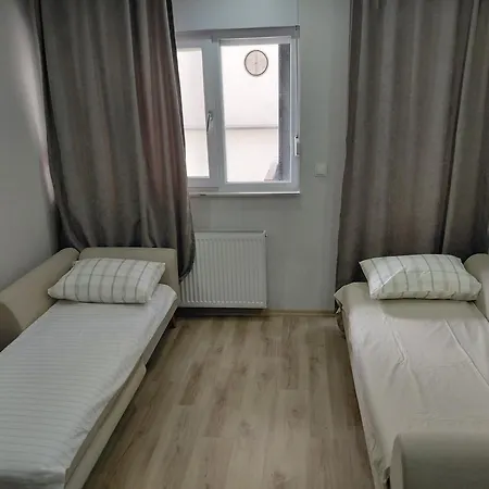 Appartement Central, Gated Residential Complex, 100mbps Wifi